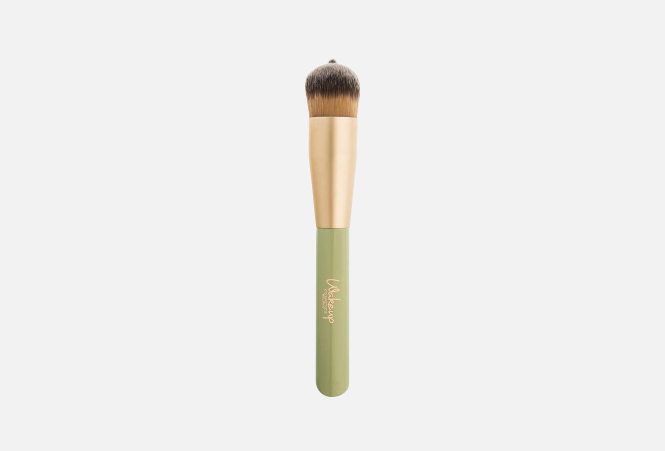 Tip & Blend Foundation Brush 1