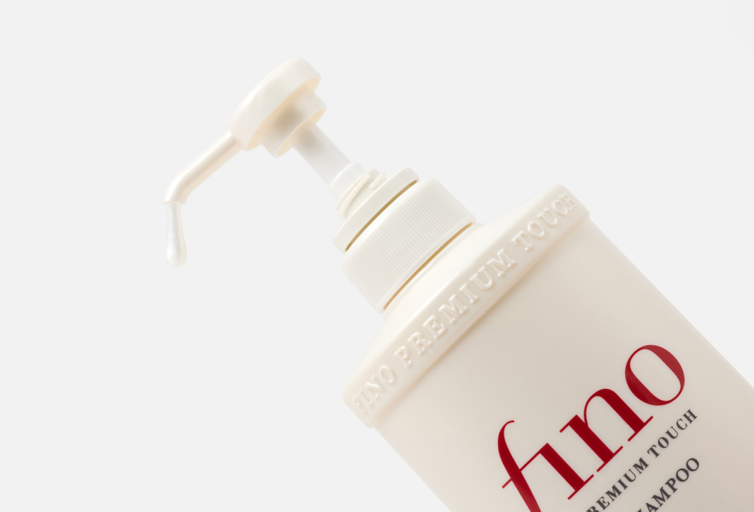 FINO Moisturising shampoo for dry, damaged hair Premium Touch