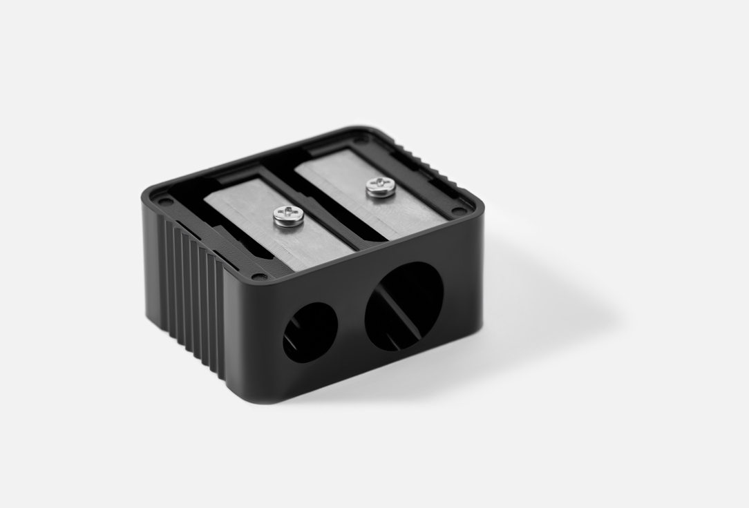 Wet n Wild Dual-Blade Cosmetic Pencil Sharpener Dual Pencil Sharpener
