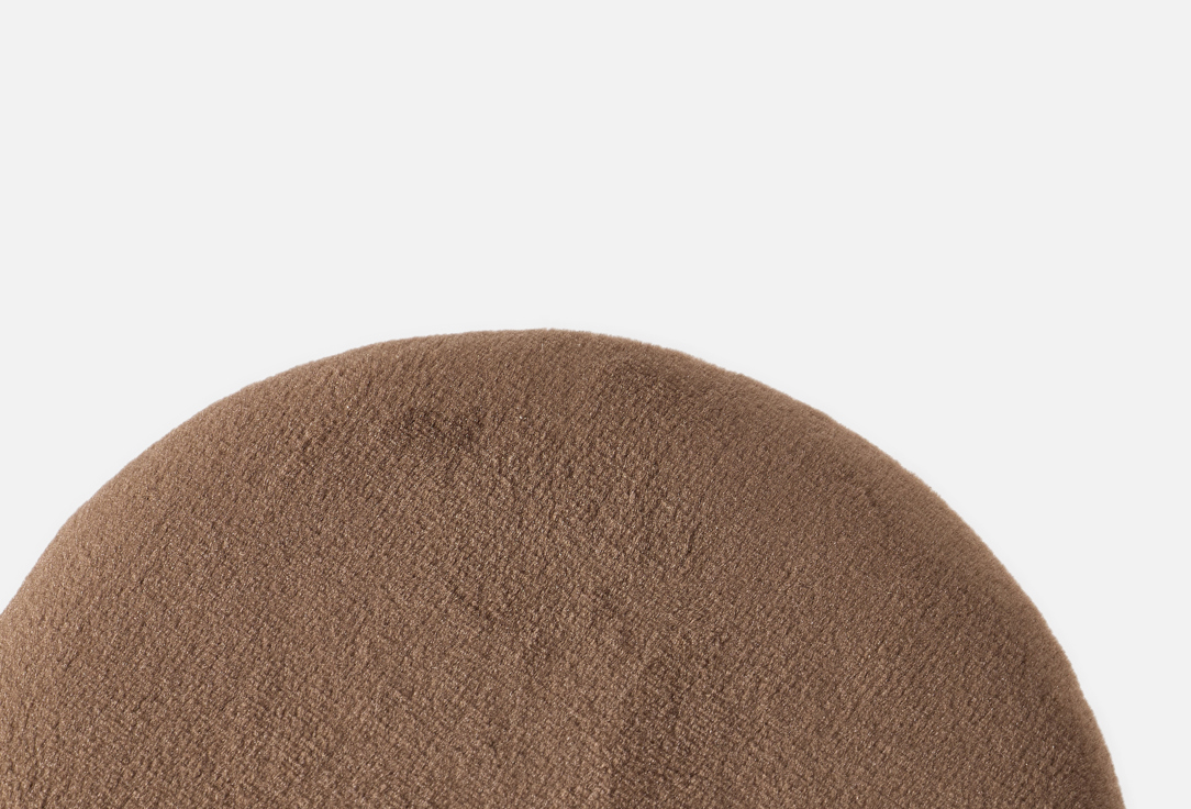 Hampton Sun Velvet Puff Applicator Bronze-On 1 pcs Hampton Sun Velvet Puff Applicator Bronze-On
