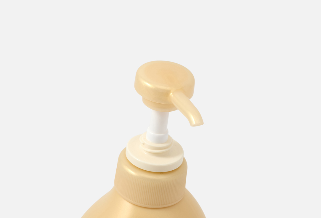 TSUBAKI Repairing & Volumizing Hair Conditioner Premium Volume & Repair