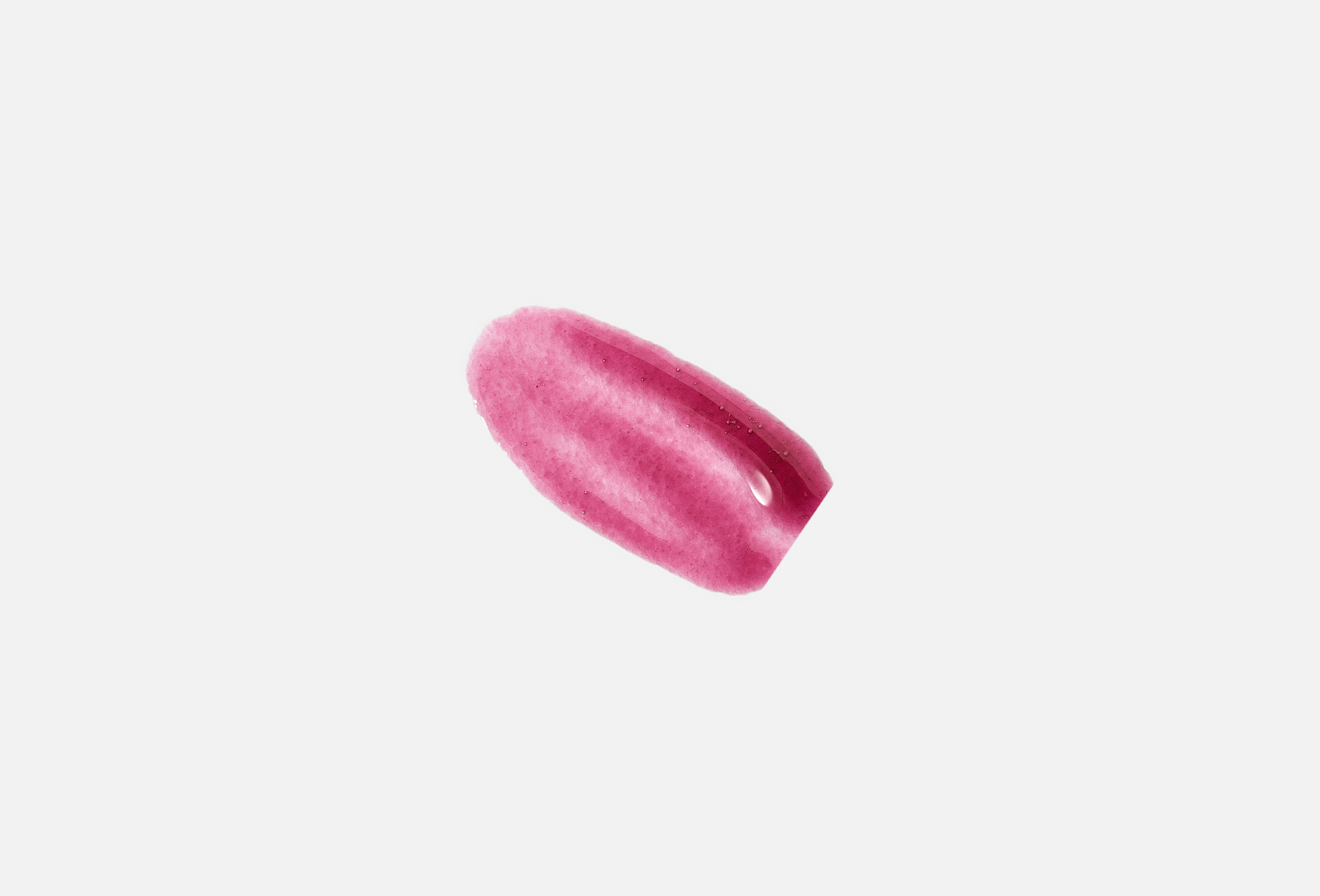 MOIRA Nourishing high-shine hydrating lip oil Glow Getter 005, Berry Berry 1 pcs MOIRA Nourishing high-shine hydrating lip oil Glow Getter