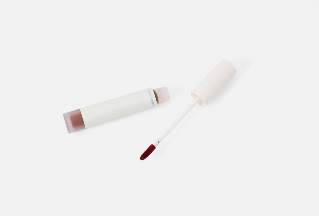 KARA BEAUTY Hydrating glossy lip tint Stay Glassy