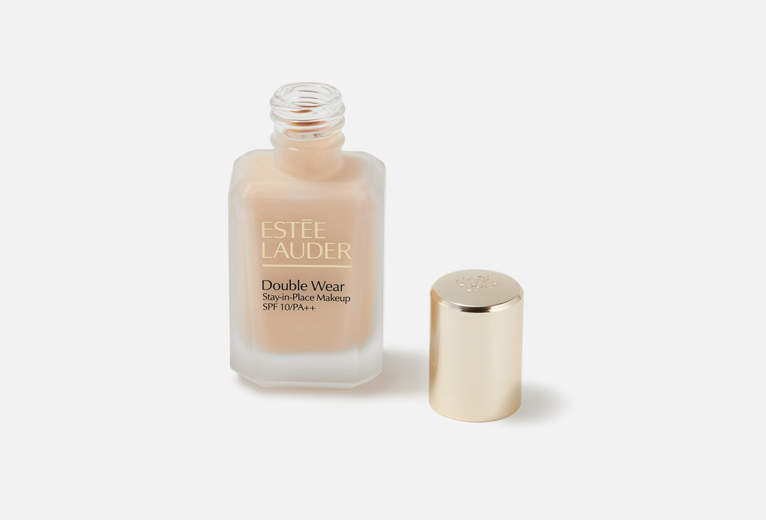Estée Lauder liquid matte foundation SPF 10 Double Wear Stay in Place