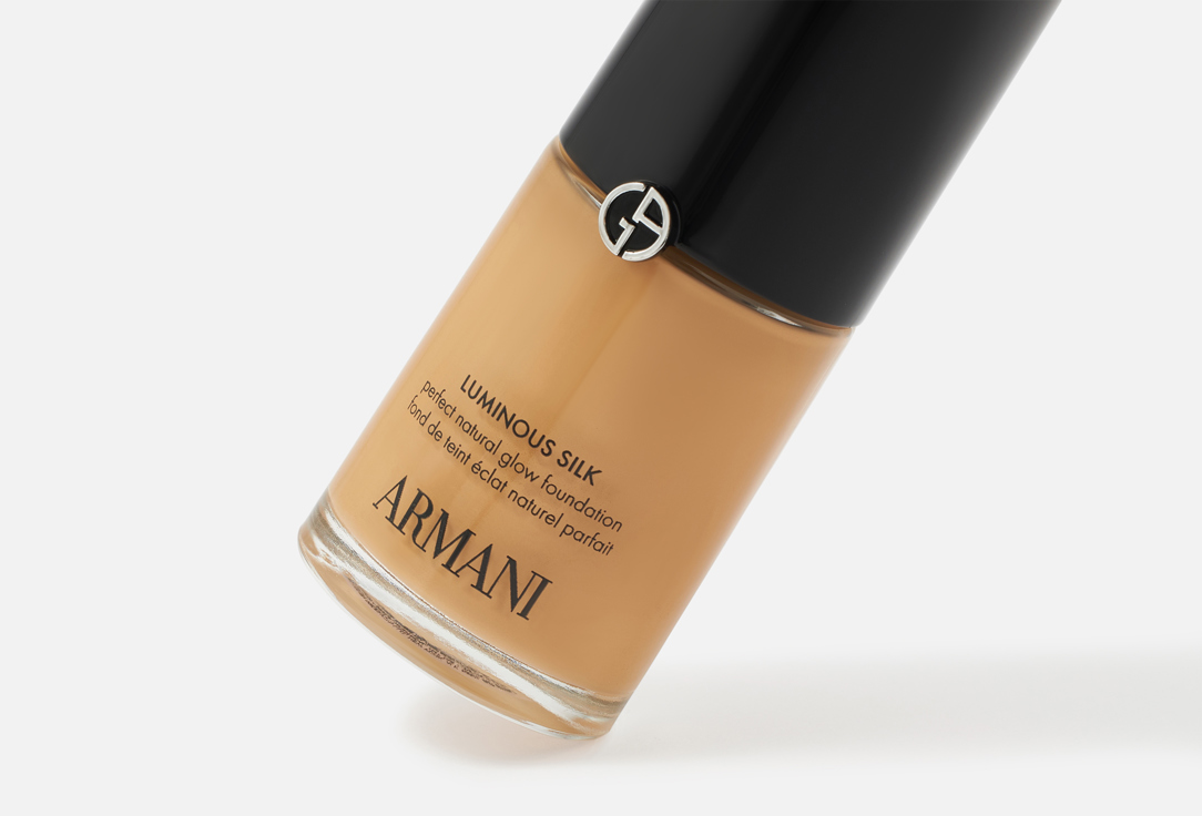 Armani Liquid foundation Luminous Silk 6.5, Medium, Neutral Golden 30 ml Armani Liquid foundation Luminous Silk