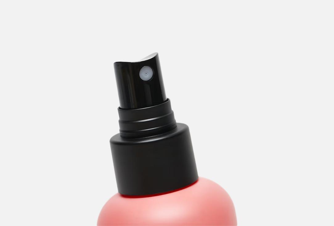 Hair by Sam McKnight Volumizing Hair Spray Cool Girl Superlift 150 ml Hair by Sam McKnight Volumizing Hair Spray Cool Girl Superlift