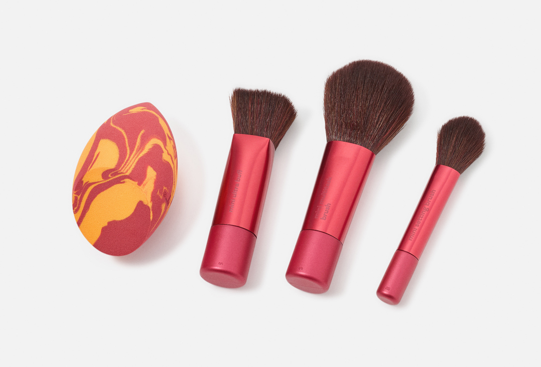 Real Techniques Makeup Brush & Sponge Set Blend + Jet 4 pcs Real Techniques Makeup Brush & Sponge Set Blend + Jet