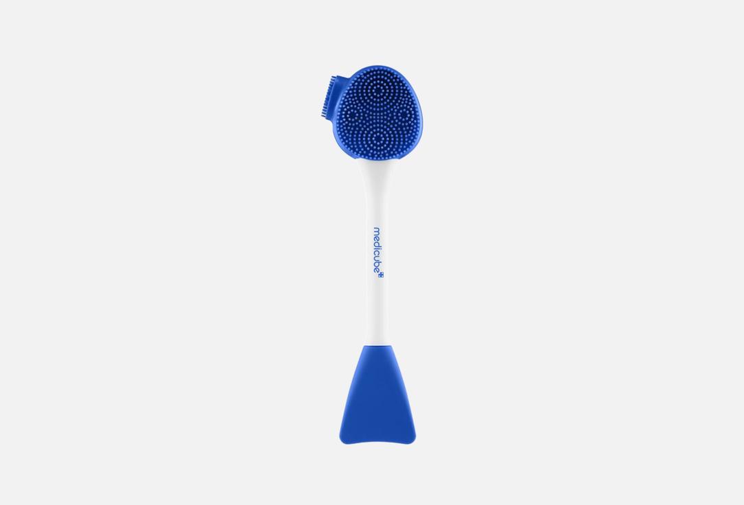 Medicube Dual-sided face pore cleansing brush PDRN PINK VITA