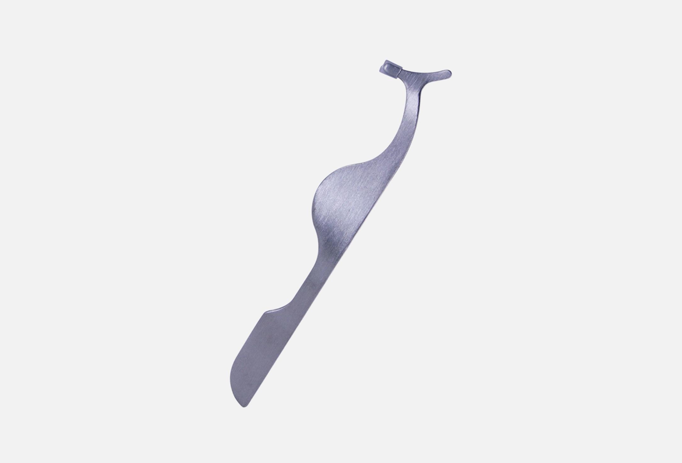 FALSE EYELASHES APPLICATOR  1 