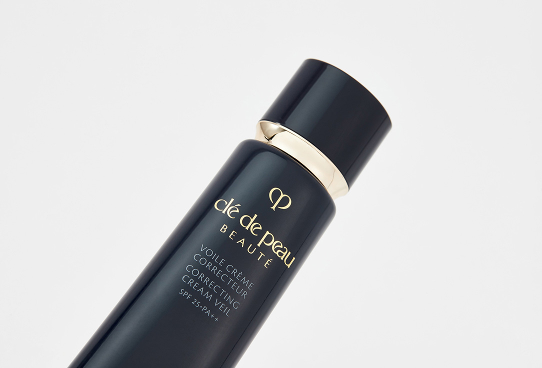 Clé de Peau Beauté Smoothing creamy makeup primer Correcting Cream Veil