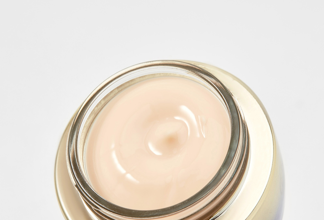 Shiseido Uplifting And Firming Face Cream Enriched Vital Perfection