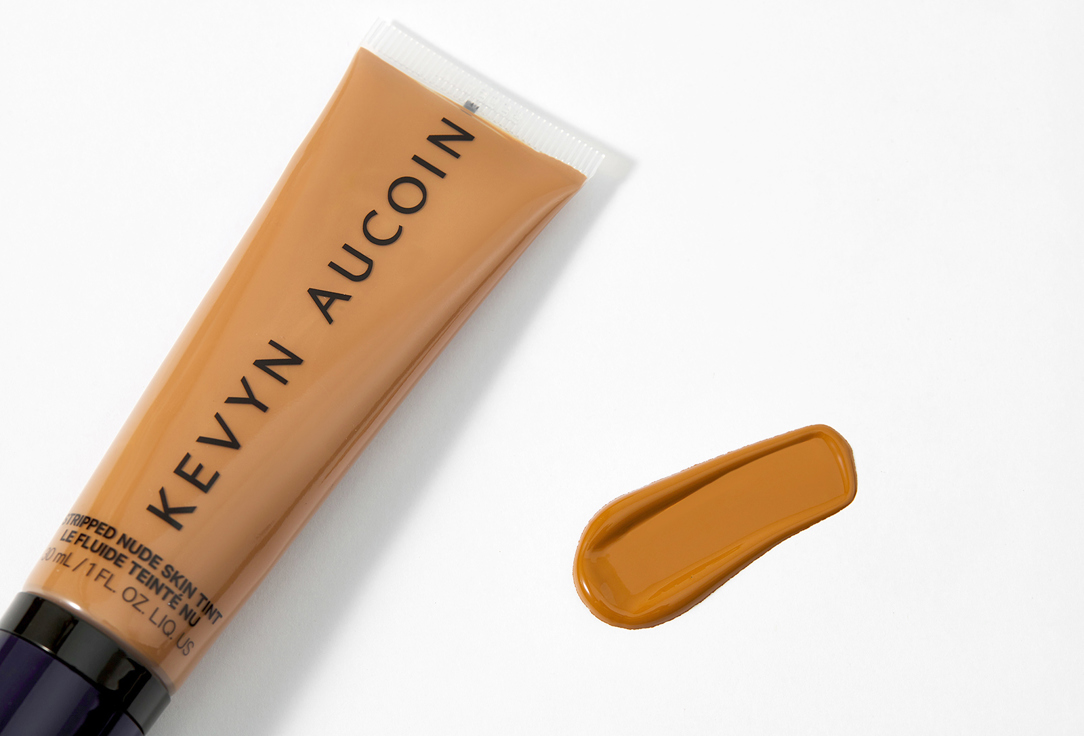 Kevyn Aucoin Lightweight Smoothing Foundation Stripped Nude Skin Tint 08, Deep 30 ml Kevyn Aucoin Lightweight Smoothing Foundation Stripped Nude Skin Tint