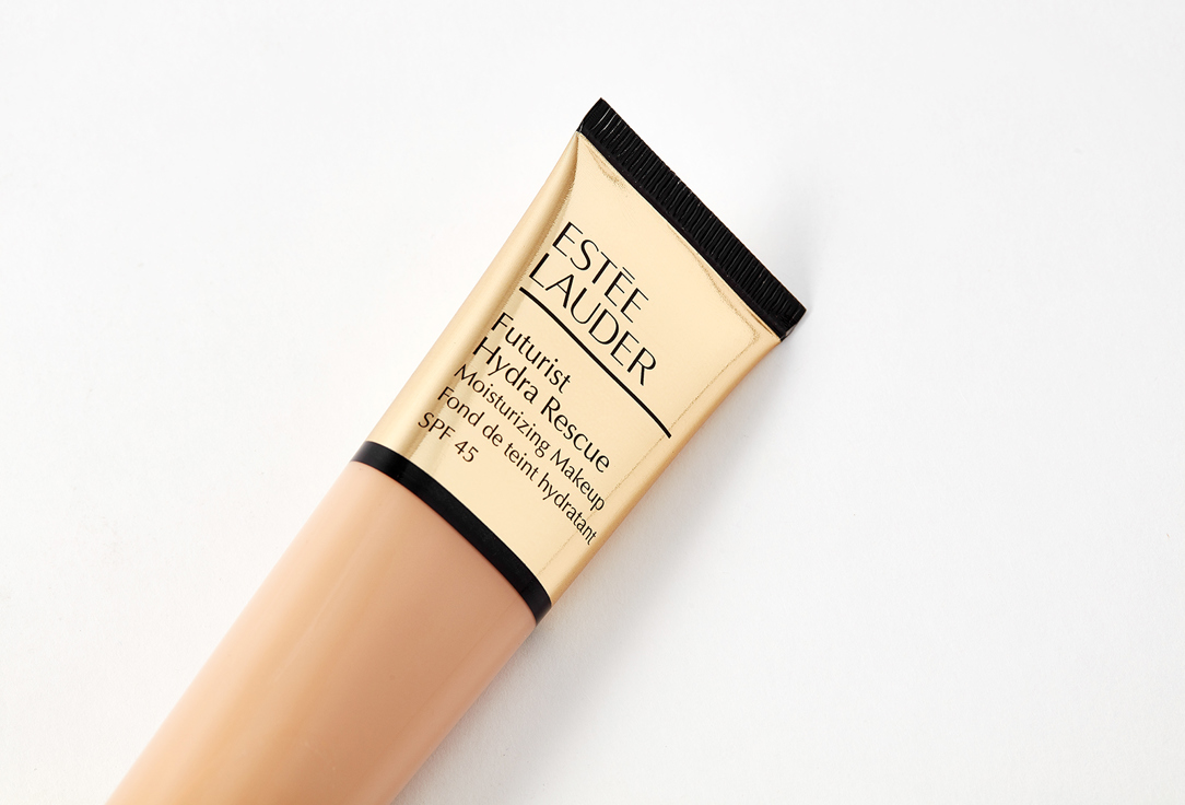 Estée Lauder Moisturizing foundation SPF 45 Futurist hydra rescue