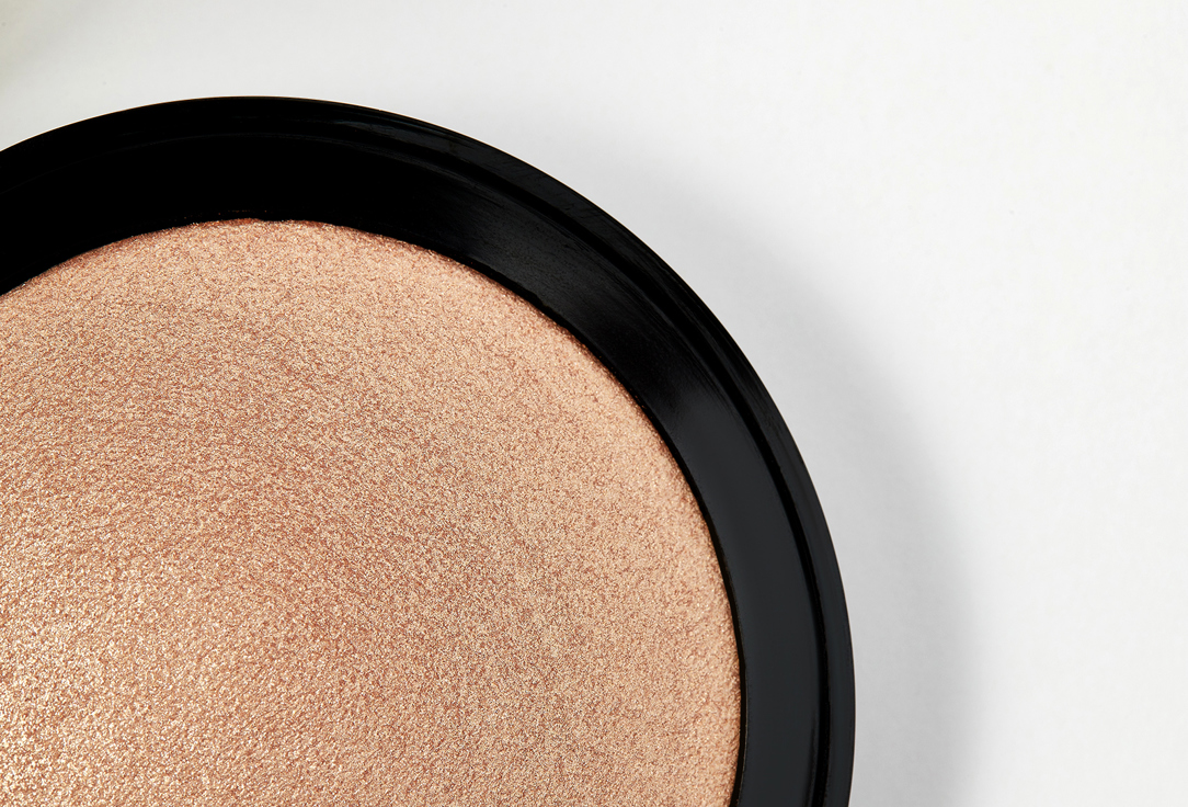 MILANI Pressed Powder Highlighter Baked Highlighter