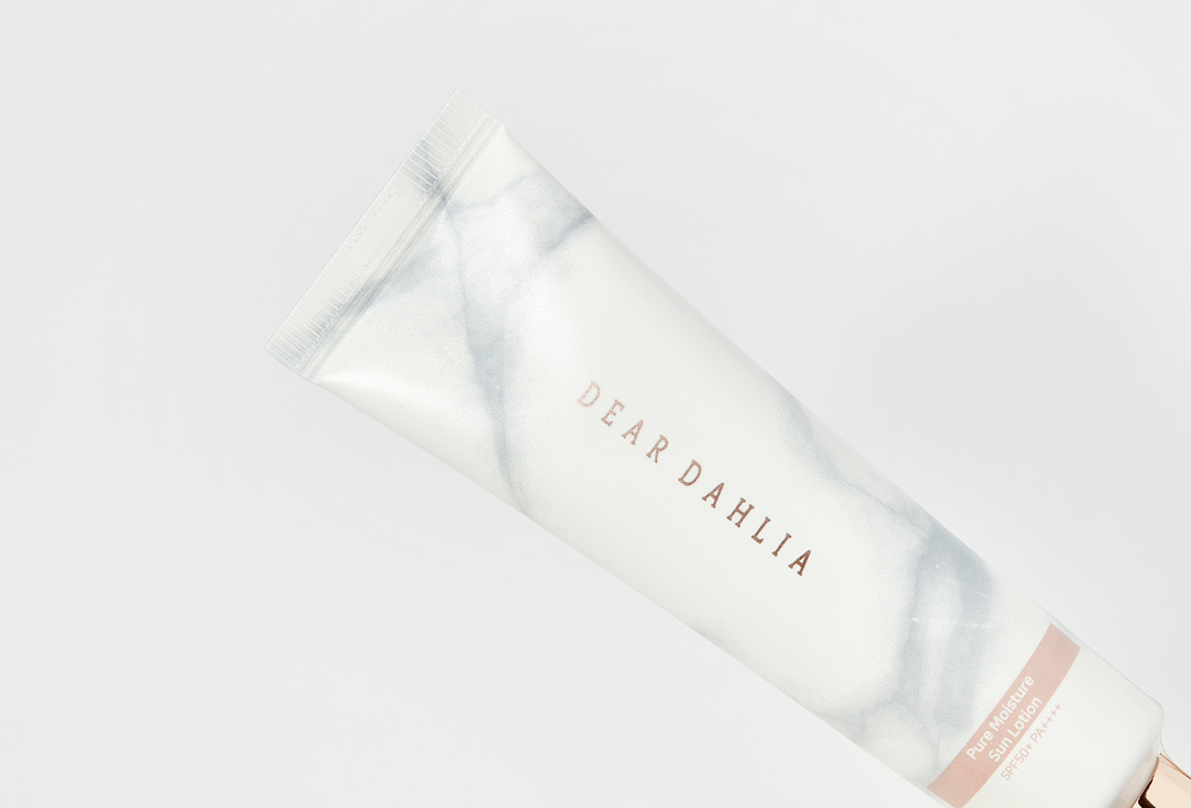 DEAR DAHLIA Face Sunscreen Lotion SPF 50+ PA++++ Pure Moisture 35 ml DEAR DAHLIA Face Sunscreen Lotion SPF 50+ PA++++ Pure Moisture