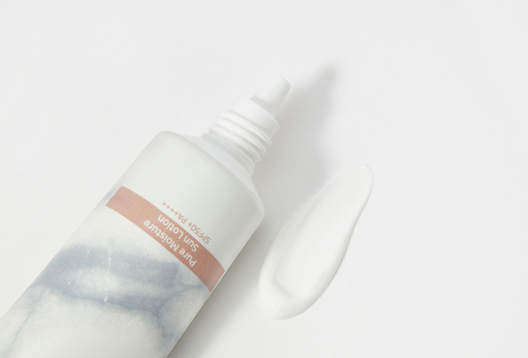 DEAR DAHLIA Face Sunscreen Lotion SPF 50+ PA++++ Pure Moisture 35 ml DEAR DAHLIA Face Sunscreen Lotion SPF 50+ PA++++ Pure Moisture