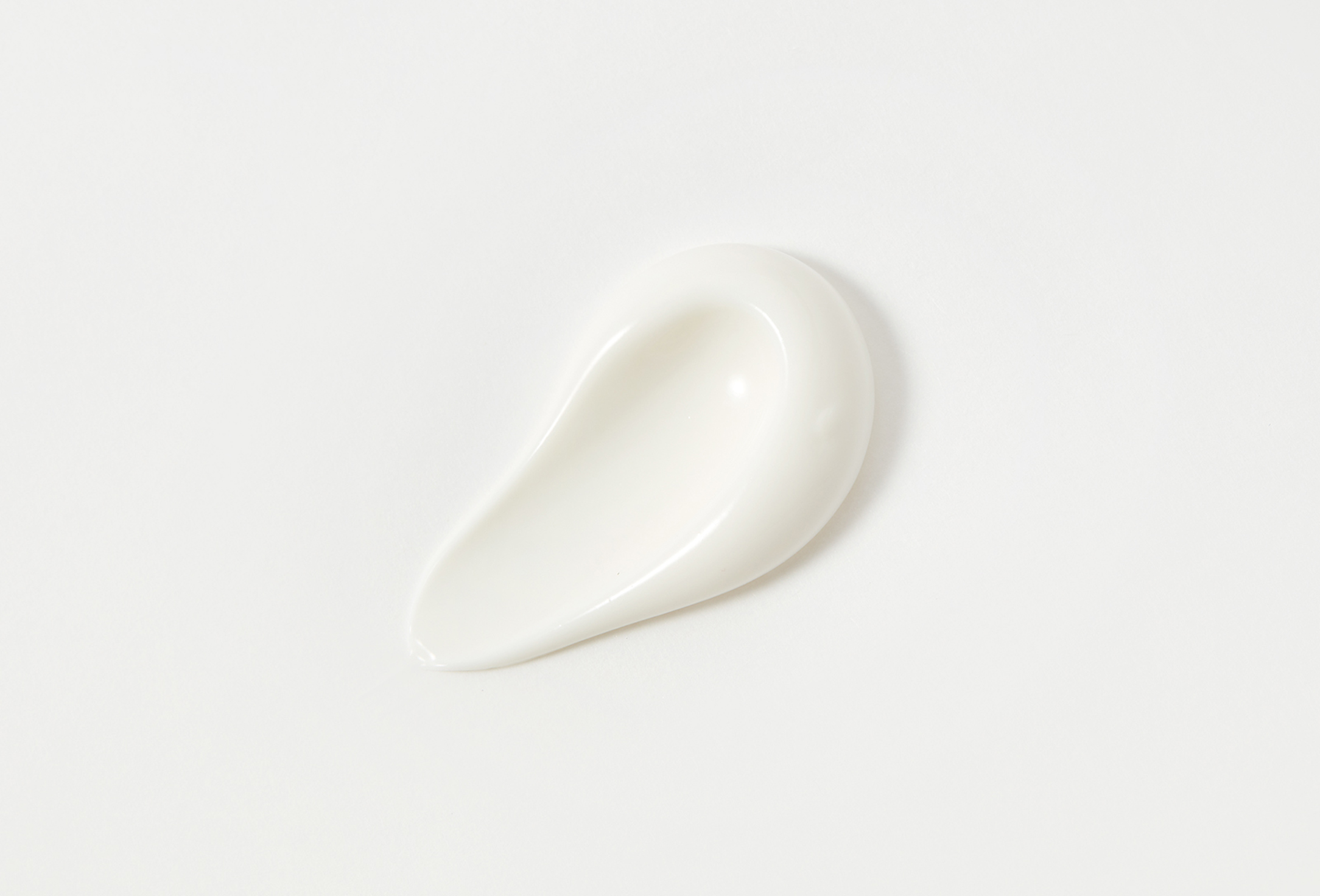DR IRENA ERIS Brightening Hand Cream SPF20 Body Art