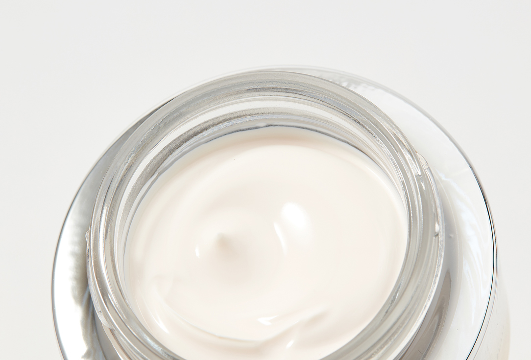 DR IRENA ERIS Day Face Cream SPF20 Authority