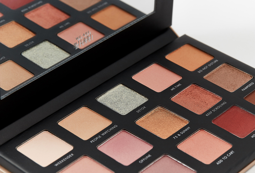 MILANI 15-color Eyeshadow Palette Gilded