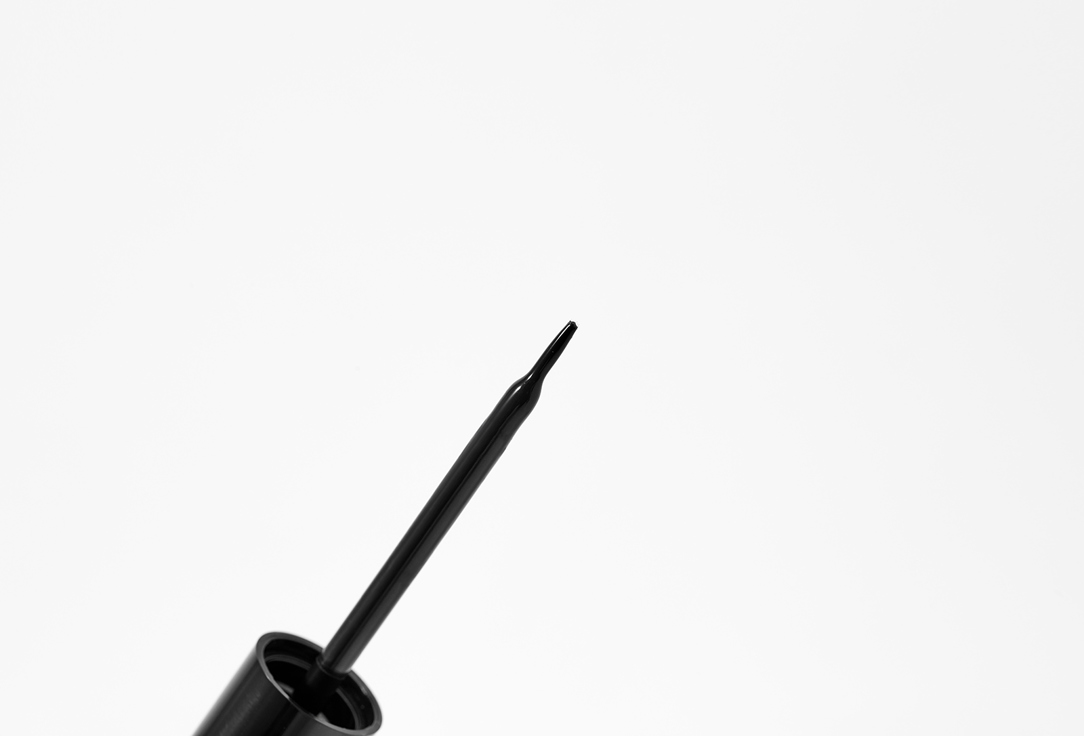 Provoc Liquid Eyeliner Liquid Eyeliner Brush