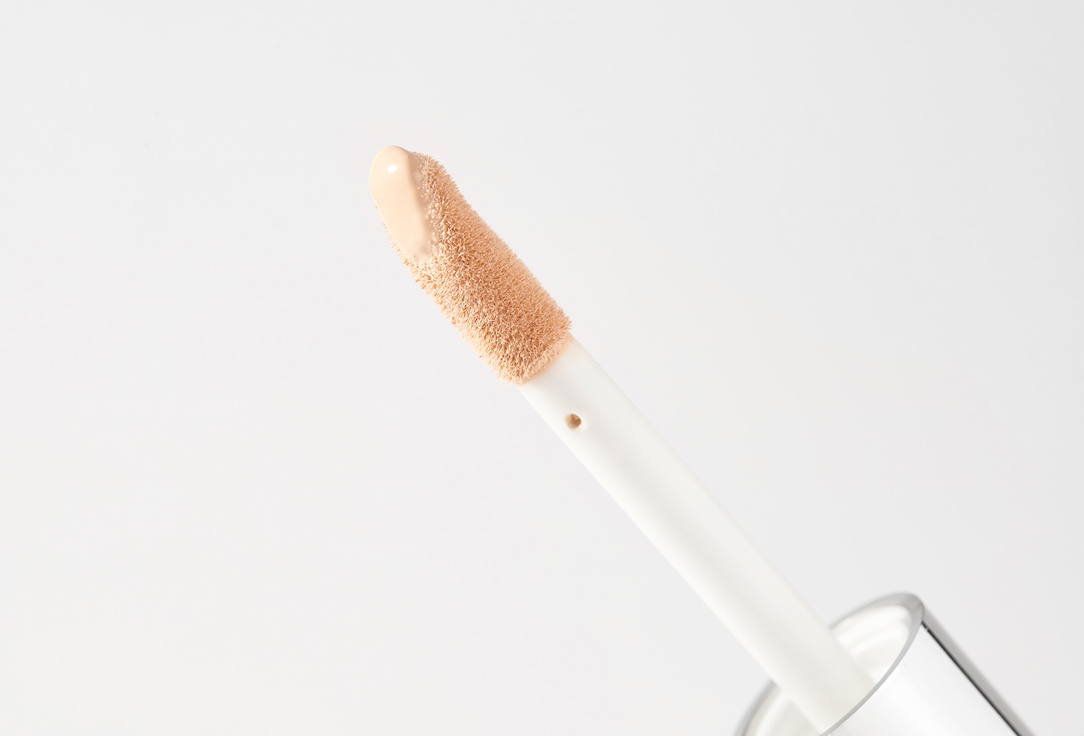 RODIAL Illuminating Eye Concealer Lowlighter
