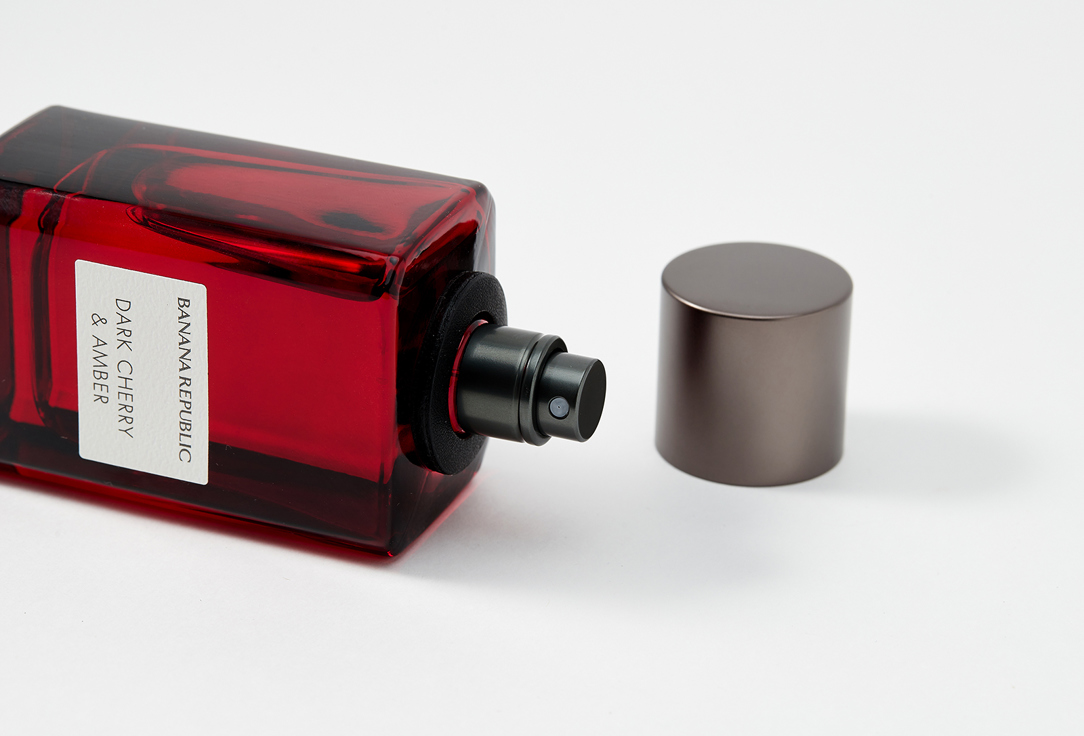 BANANA REPUBLIC Eau de parfum Dark Cherry & Amber 75 ml BANANA REPUBLIC Eau de parfum Dark Cherry & Amber