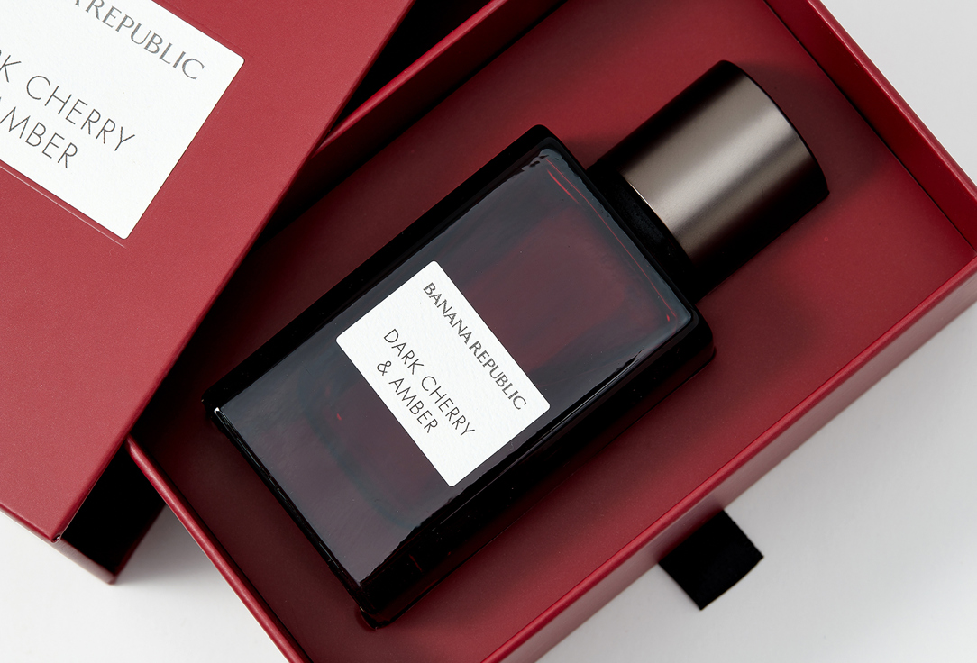 BANANA REPUBLIC Eau de parfum Dark Cherry & Amber 75 ml BANANA REPUBLIC Eau de parfum Dark Cherry & Amber