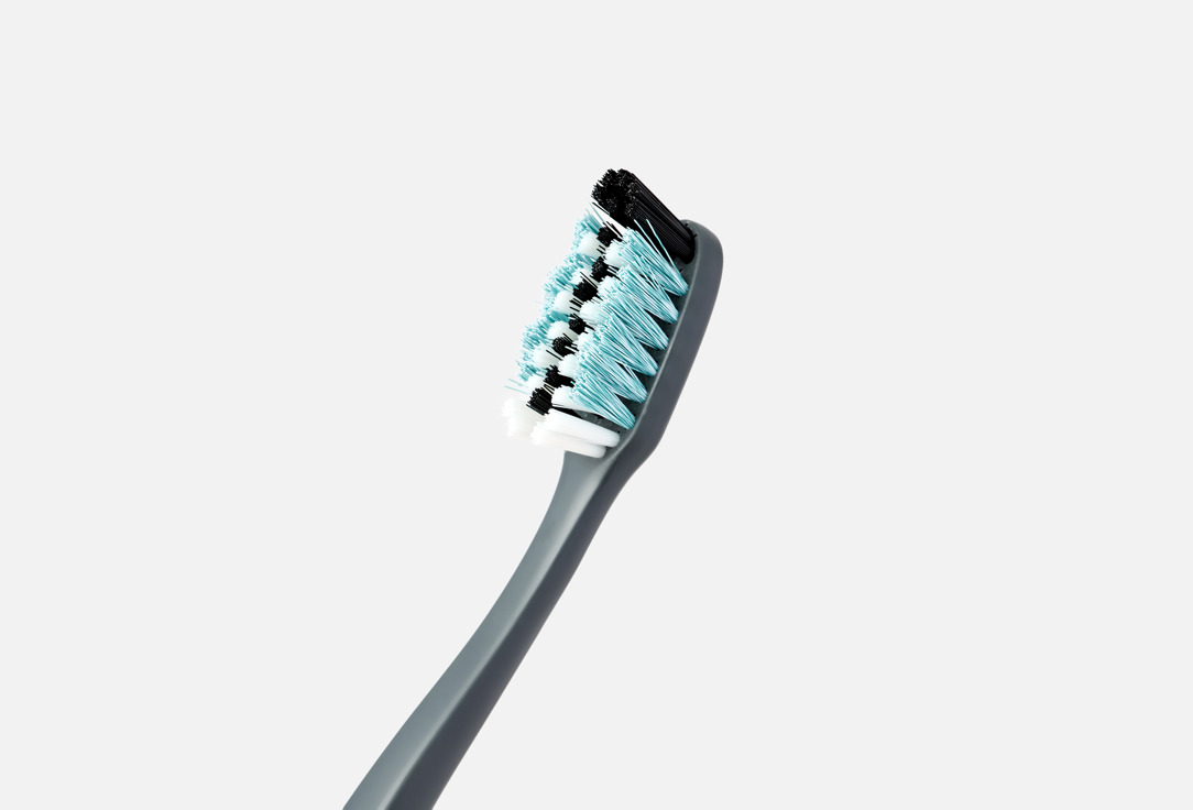 Jordan Medium hard Toothbrush Expert Clean Medium