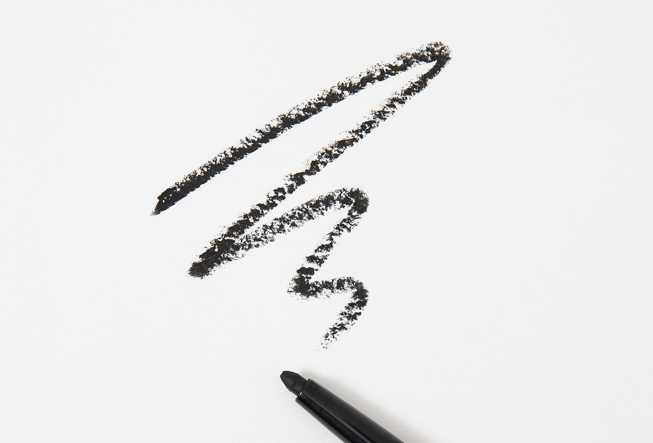 Wet n Wild Waterproof Retractable Eyeliner Breakup Proof Blackest black 0.5 ml Wet n Wild Waterproof Retractable Eyeliner Breakup Proof