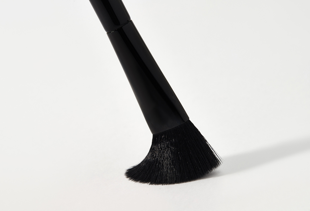 Romanovamakeup Face Makeup Brush S8 Nose Contour Brush 1 pcs Romanovamakeup Face Makeup Brush S8 Nose Contour Brush