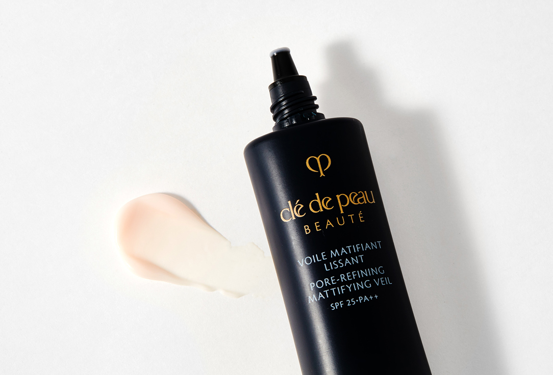 Clé de Peau Beauté Mattifying creamy face primer PORE REFINING MATTIFYING VEIL