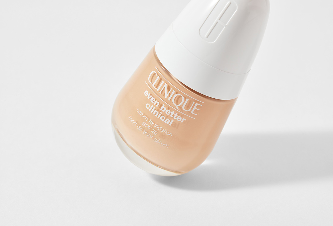 Clinique Moisturizing & Brightening Serum-Foundation SPF20 Even Better Clinical 18CN, Cream whip 30 ml Clinique Moisturizing & Brightening Serum-Foundation SPF20 Even Better Clinical