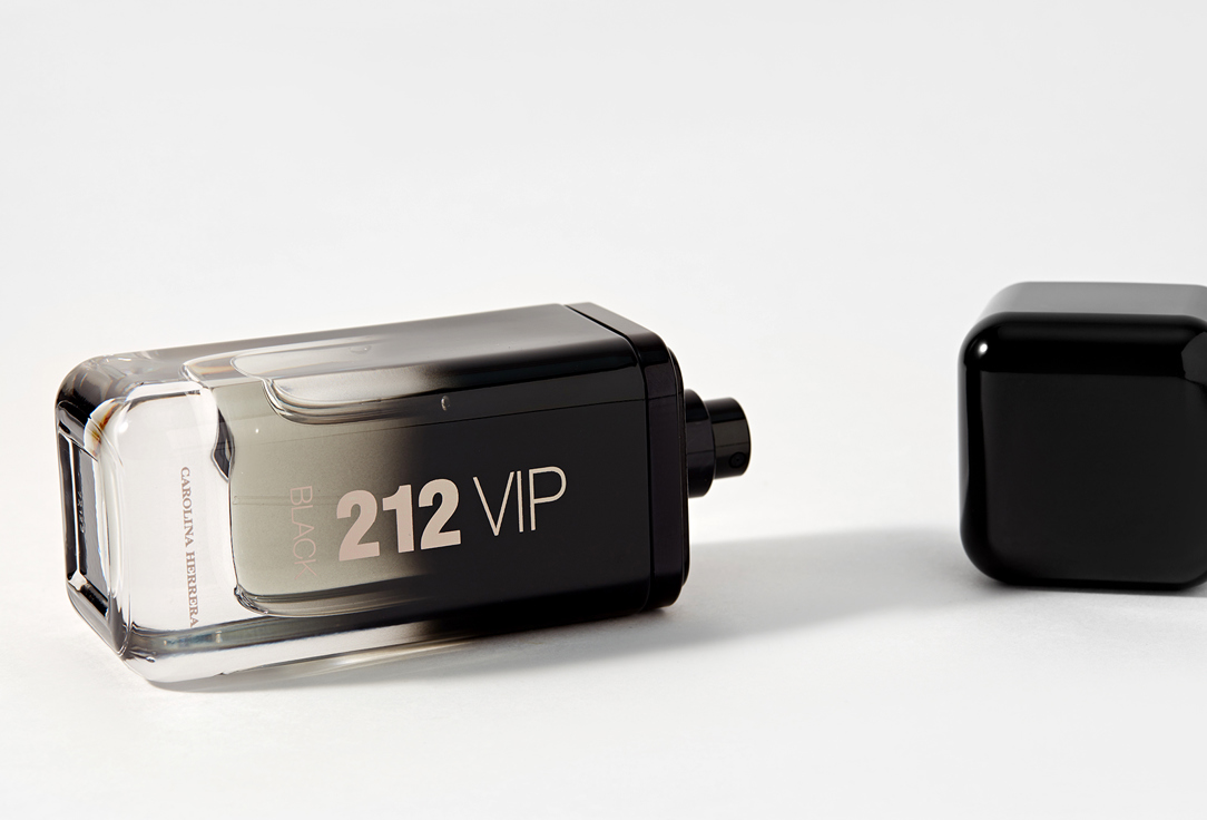 Carolina Herrera Eau de Parfum 212 Vip Black 100 ml Carolina Herrera Eau de Parfum 212 Vip Black