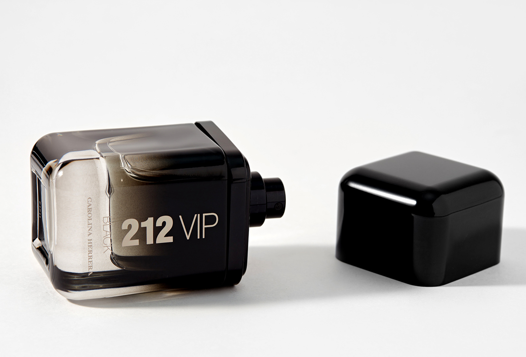 Carolina Herrera Eau de parfum 212 vip black 50 ml Carolina Herrera Eau de parfum 212 vip black