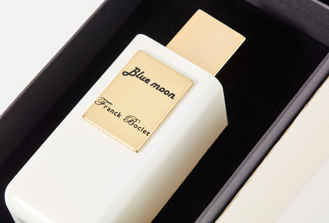 فرانك بوكليت عطر مركز بلو مون