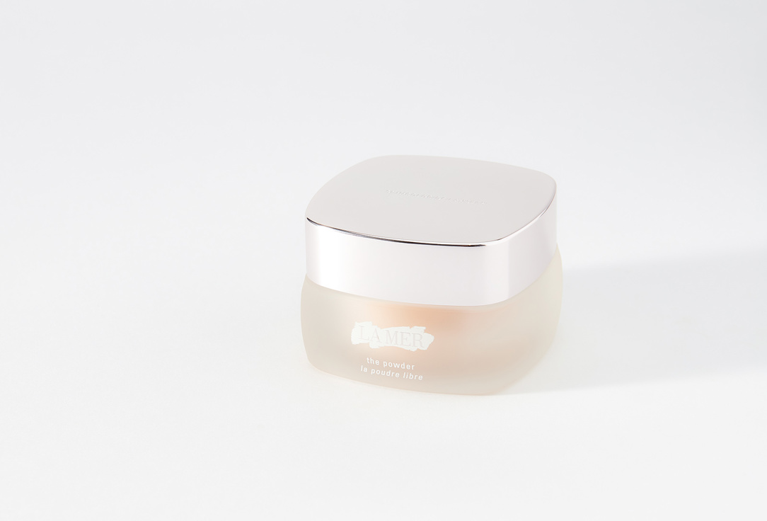 La Mer Lightweight Loose Powder The powder