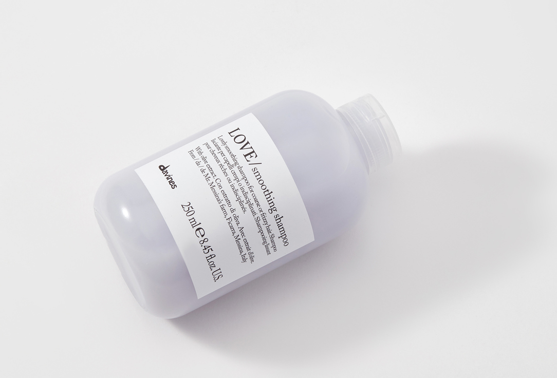 Davines Smoothing shampoo for coarse or frizzy hair LOVE Smoothing Shampoo 250 ml Davines Smoothing shampoo for coarse or frizzy hair LOVE Smoothing Shampoo
