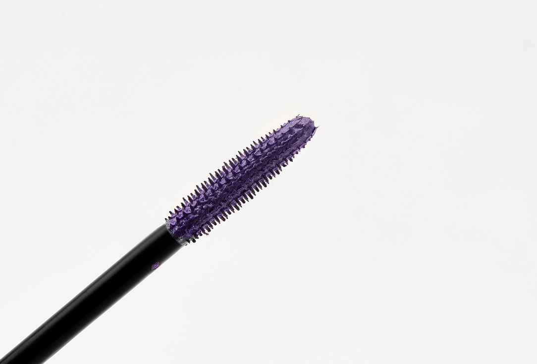 Vivienne Sabo Volume Mascara Cabaret premiere