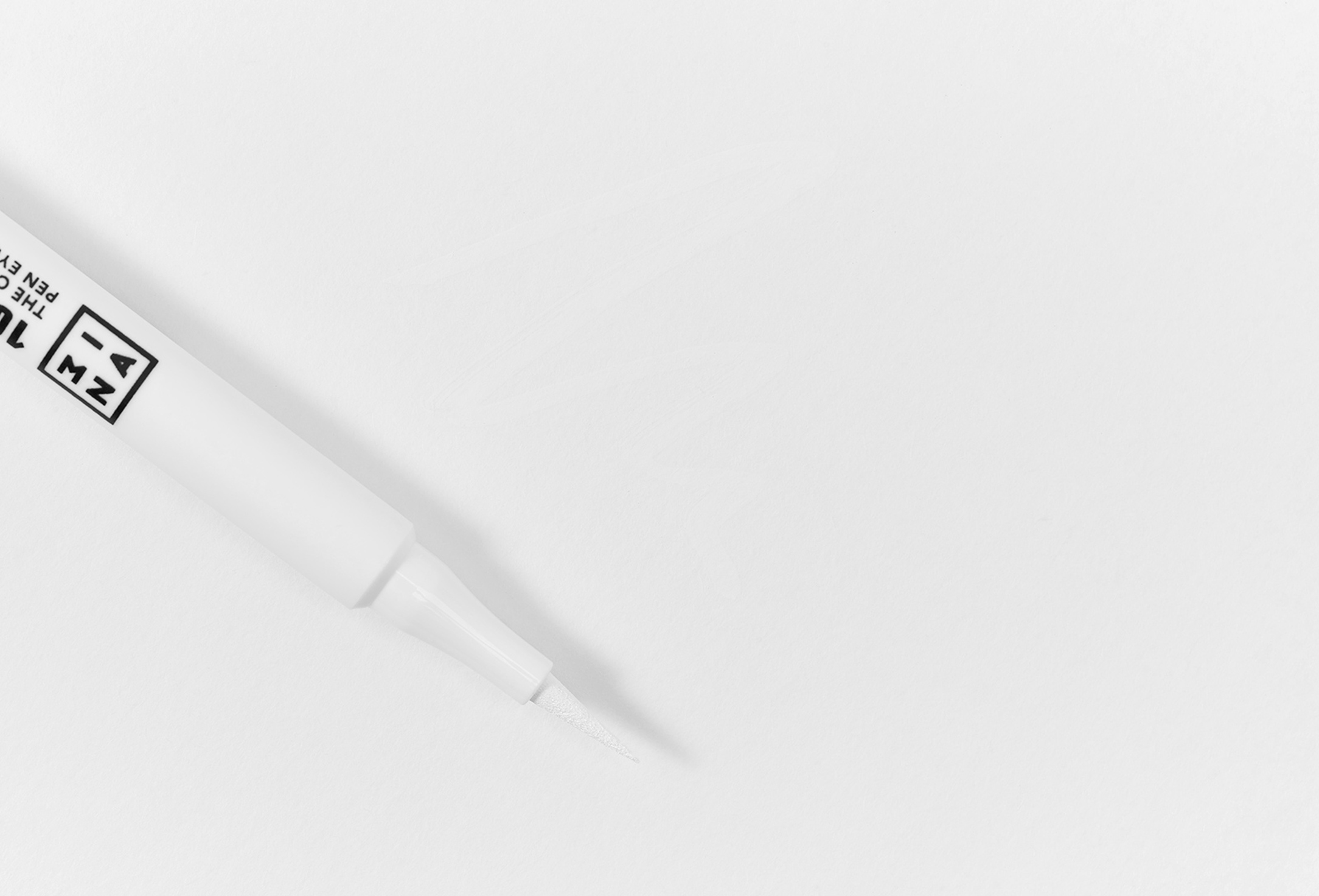 3INA Цветная подводка для глаз The Color Pen Eyeliner