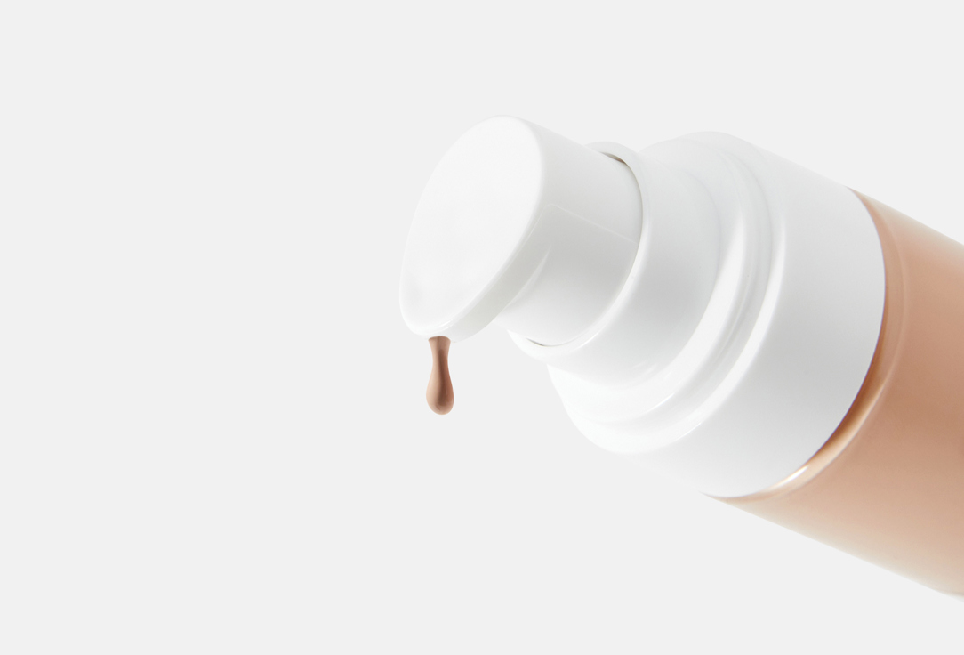 SEVEN7EEN Long lasting foundation SPF20 Natural Velvet