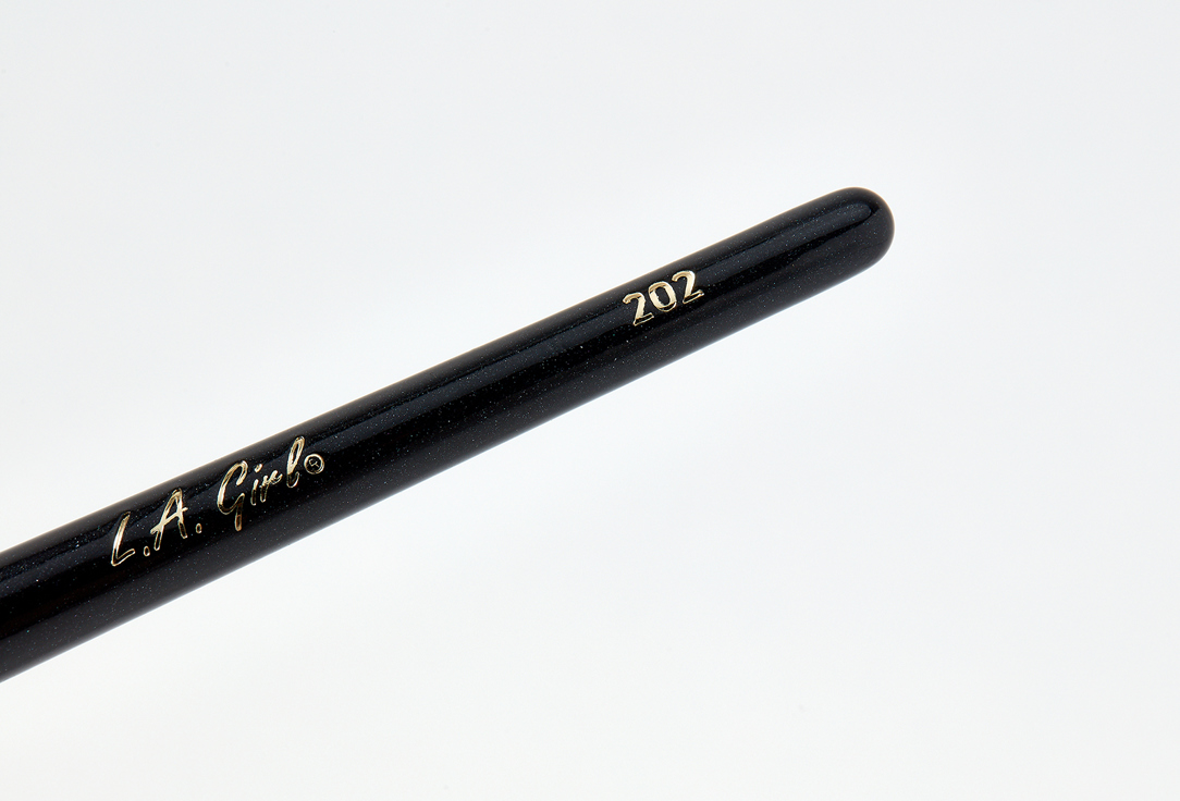 L.A. Girl Makeup Brush Tapered Blending Brush