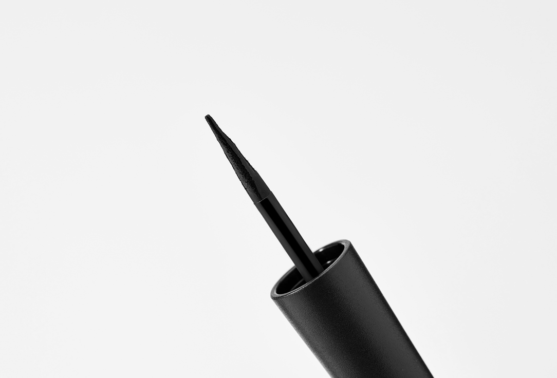 MILANI Matte Liquid Eyeliner Stay Put Liquid Eyeliner