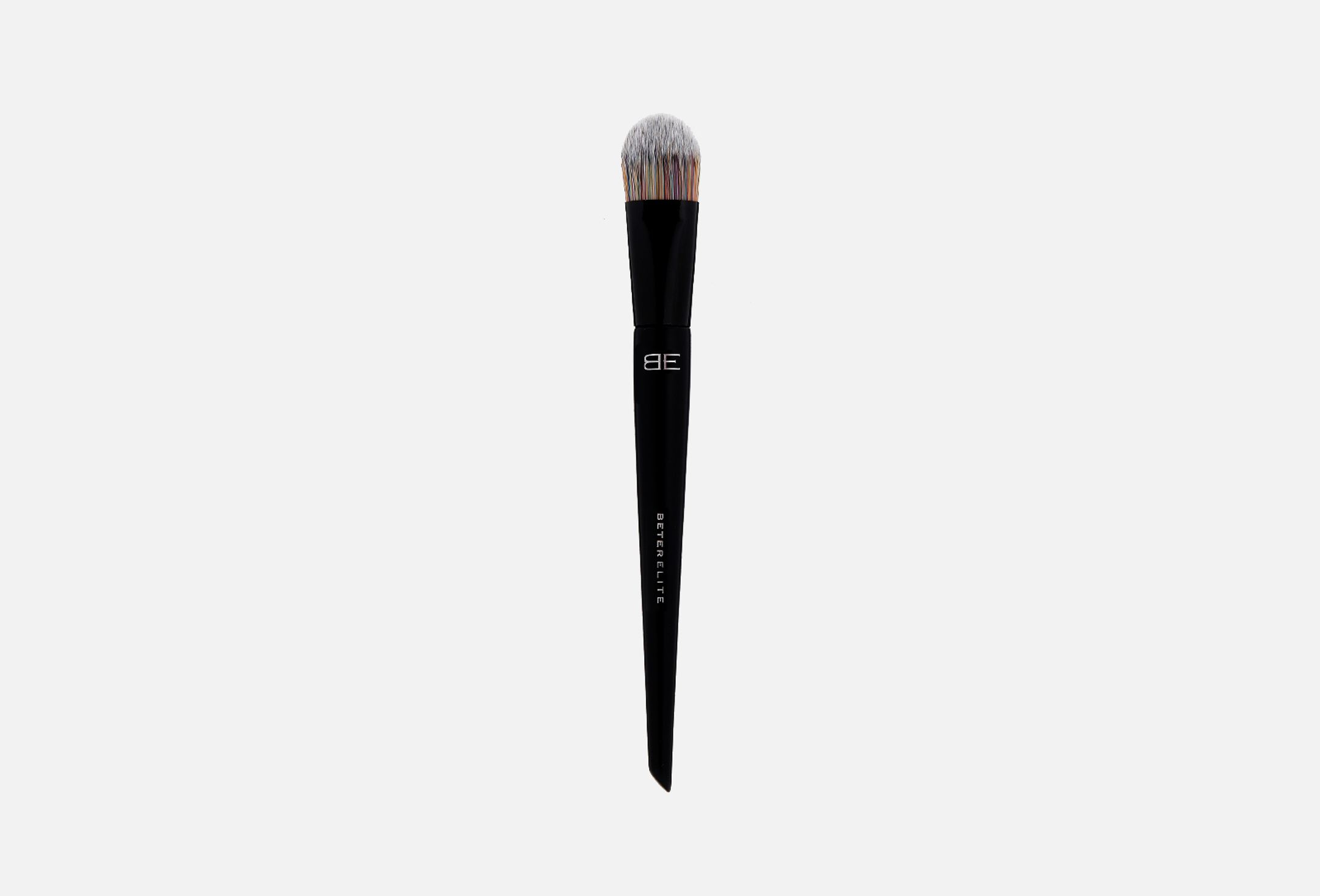 Elite Medium Foundation Brush  1 