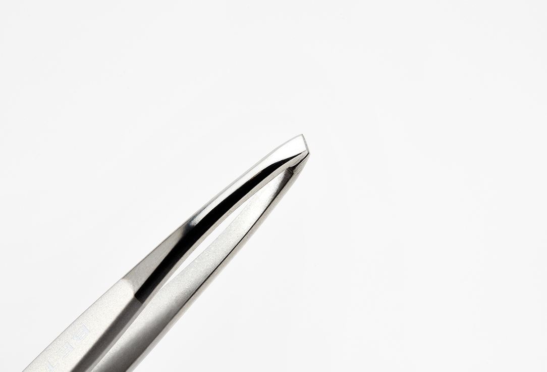 Beter Eyebrow Tweezers Elite Satin And Chromeplated Finished Tweezers, Slanted Tip 1 pcs Beter Eyebrow Tweezers Elite Satin And Chromeplated Finished Tweezers, Slanted Tip