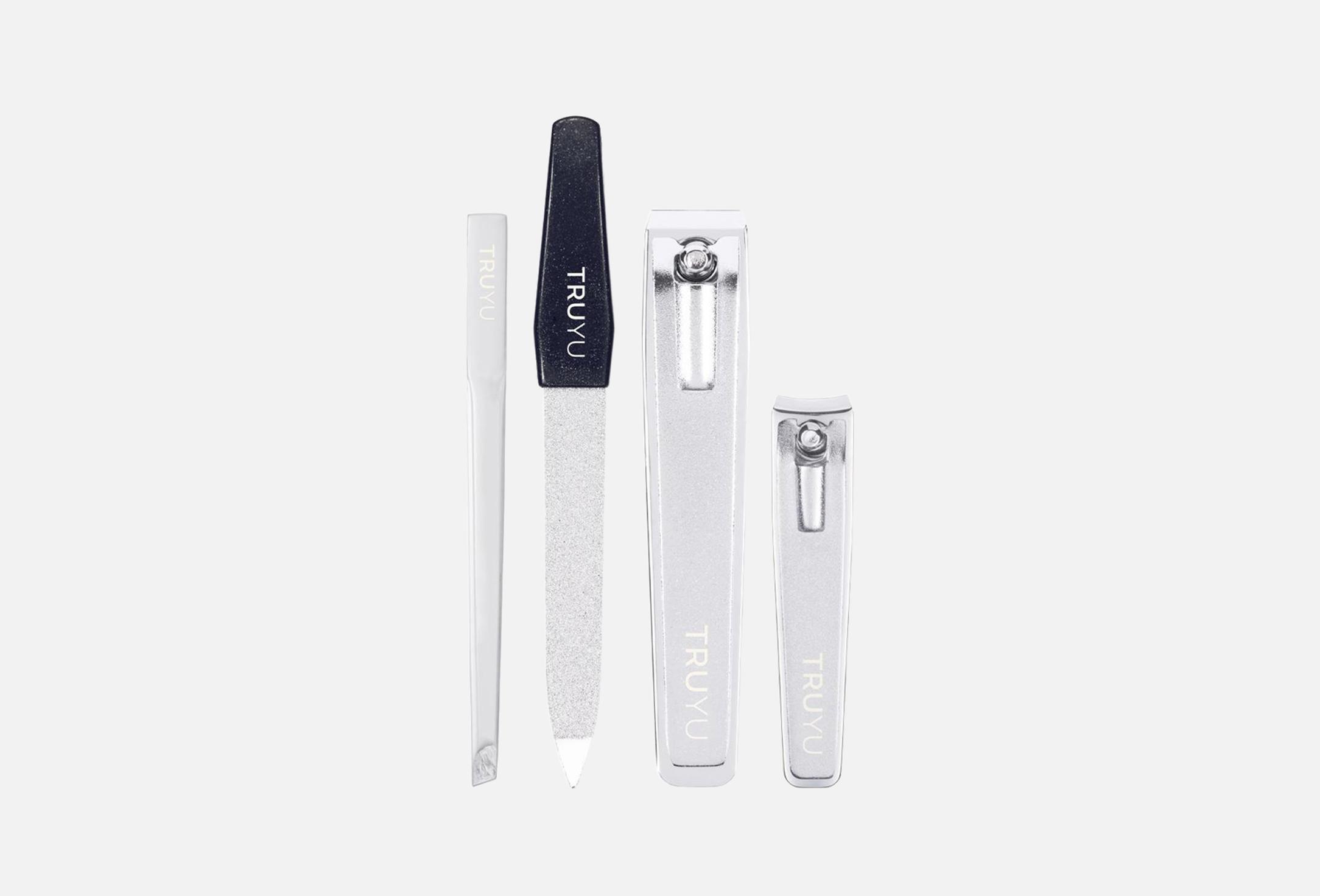 ESSENTIAL GROOMING KIT  4 