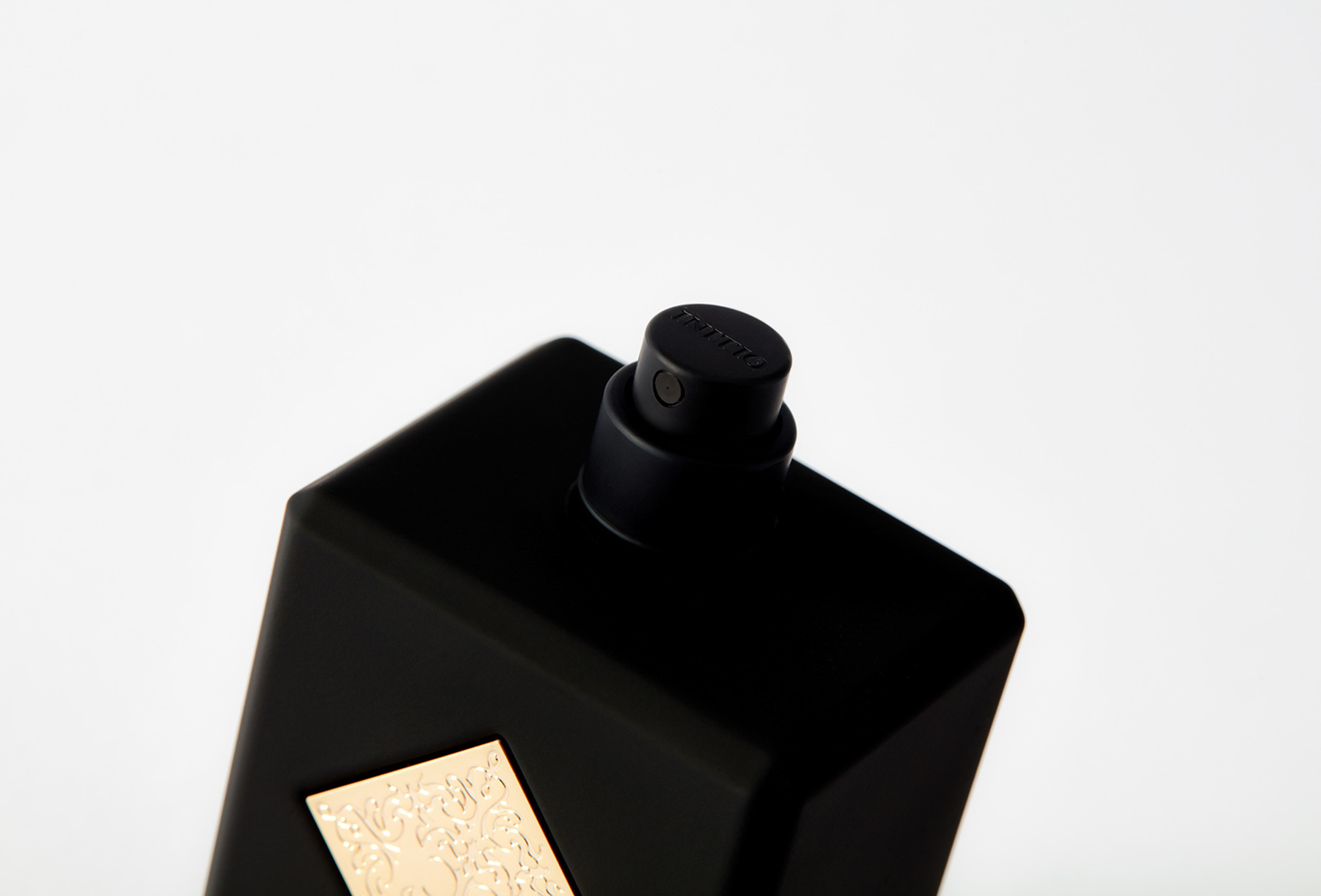 إنيشيو بارفومز بريف ماء عطر ماغنتك بلند 7