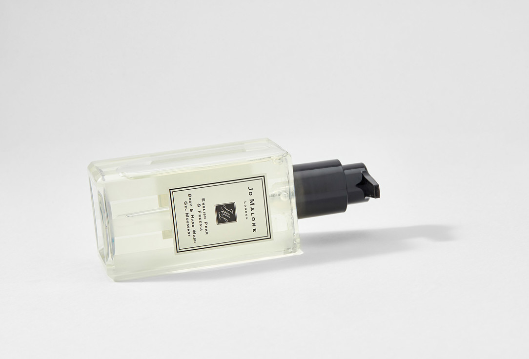 Jo Malone London Perfumed Body & Hand Wash English Pear & Freesia 250 ml Jo Malone London Perfumed Body & Hand Wash English Pear & Freesia