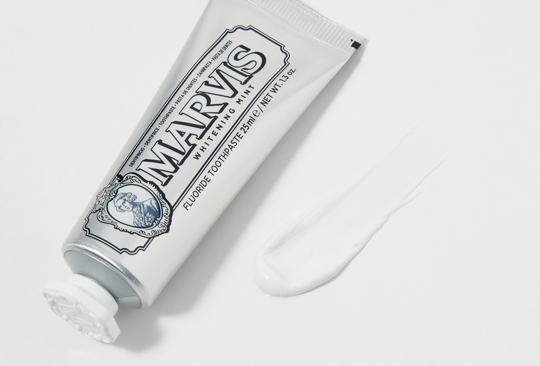 Marvis Отбеливающая Зубная паста Whitening Mint