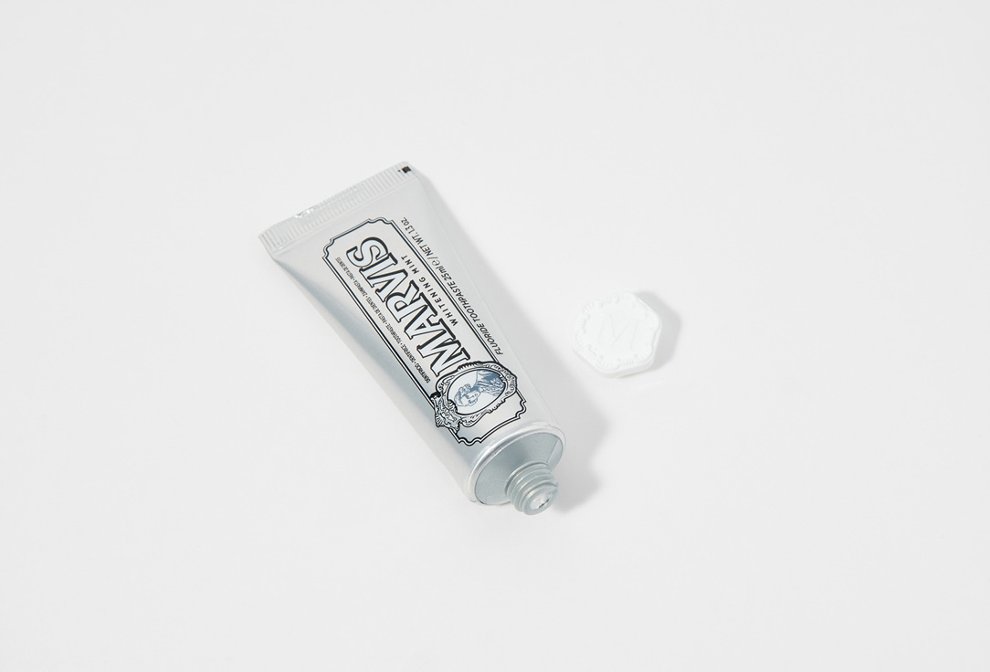 Marvis Отбеливающая Зубная паста Whitening Mint