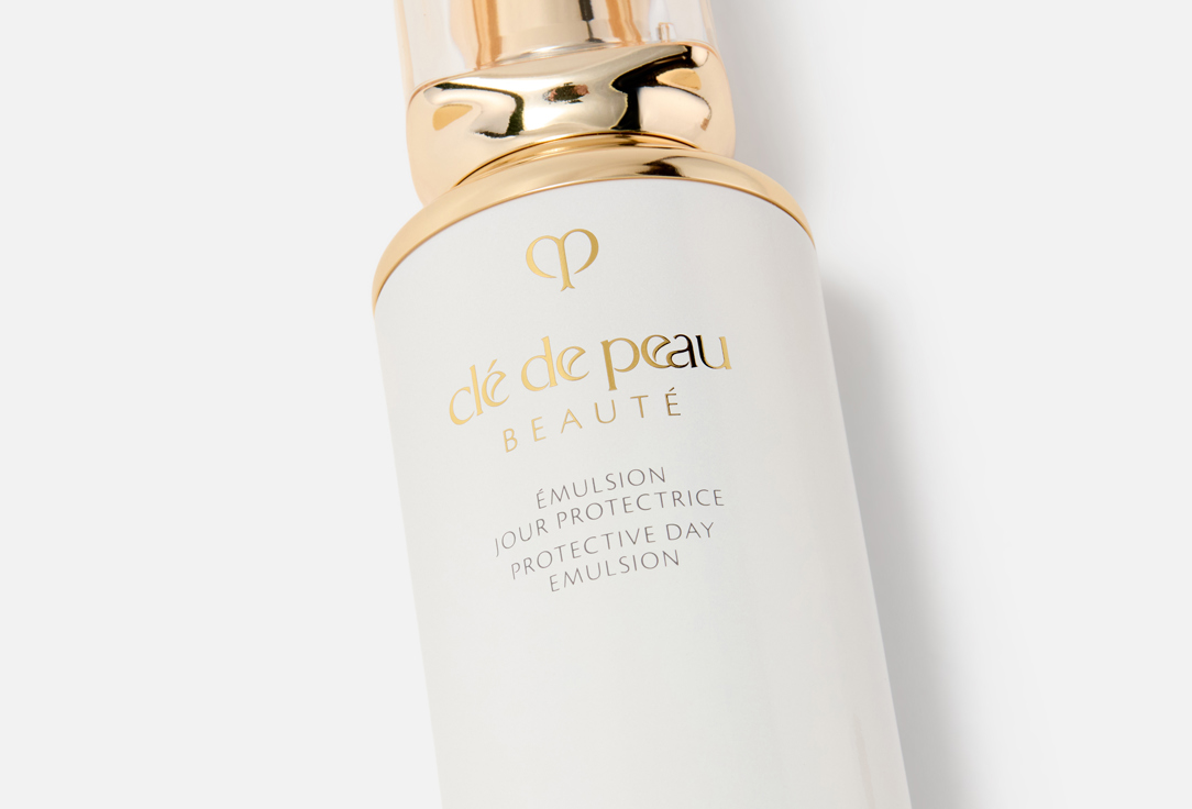 Clé de Peau Beauté Moisturizing & Fortifying Face Emulsion SPF 20 Protective Fortifying Emulsion